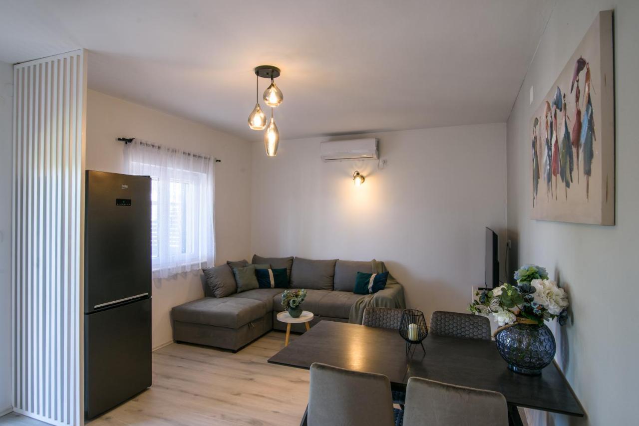 Luxury Apartment Hajdi Trogir Exterior photo