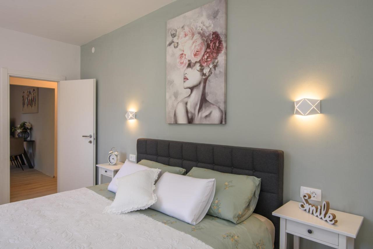 Luxury Apartment Hajdi Trogir Exterior photo