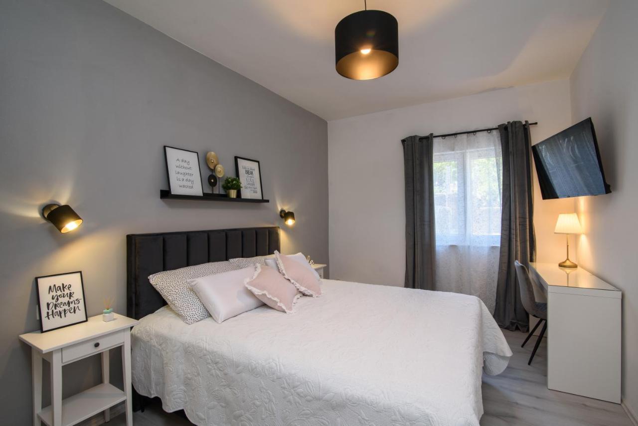 Luxury Apartment Hajdi Trogir Exterior photo