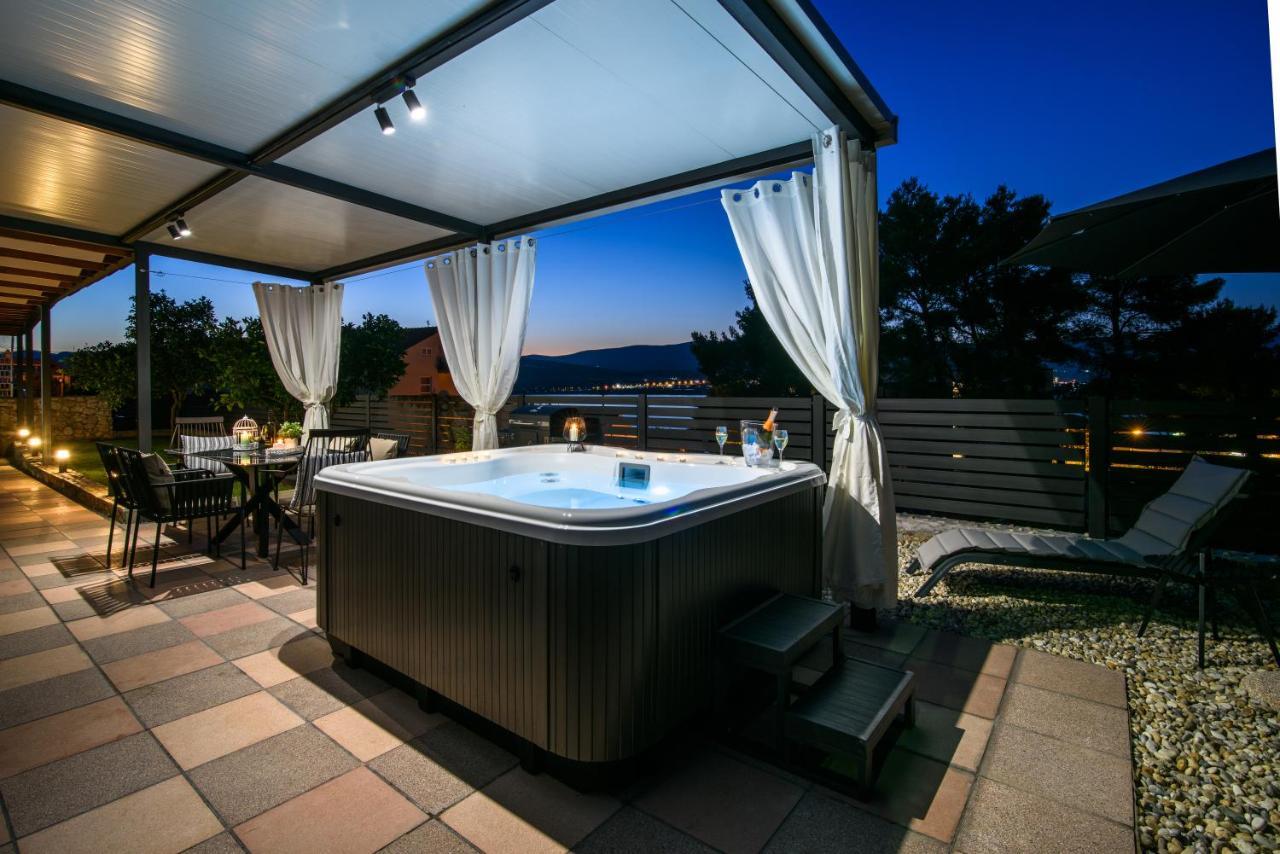 Luxury Apartment Hajdi Trogir Exterior photo